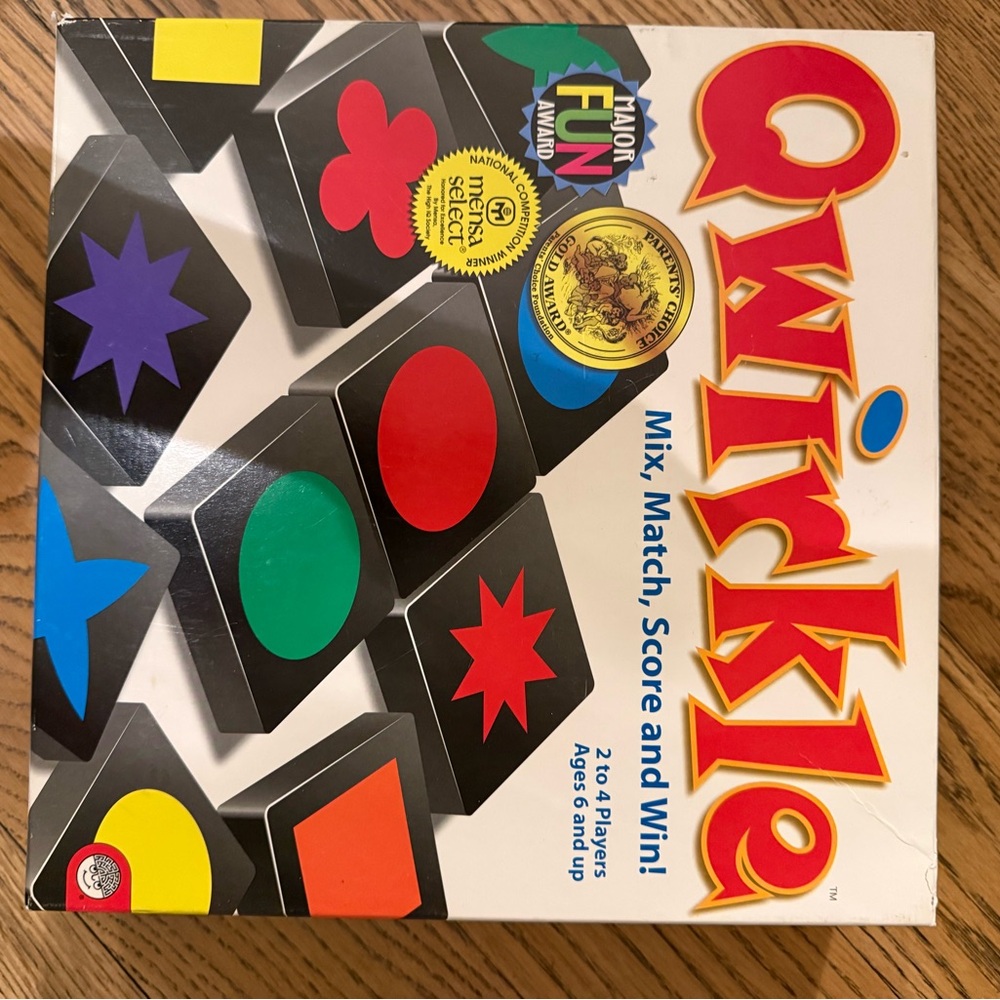 Qwirkle Board Game